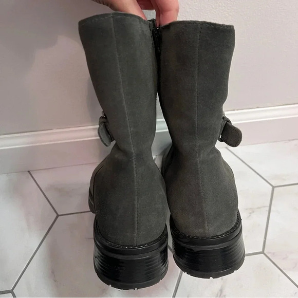 La Canadienne Corey Gray Suede Boot Size 8.5 Womens - Picture 5 of 8